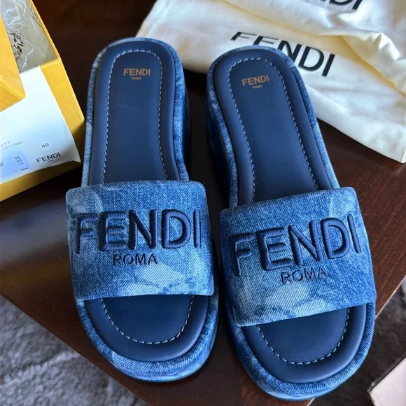 Fendi Blue denim sandals NWT size 40 - Picture 1 of 8
